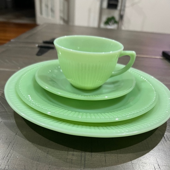 Vintage Fireking 4 pc set - Picture 1 of 2